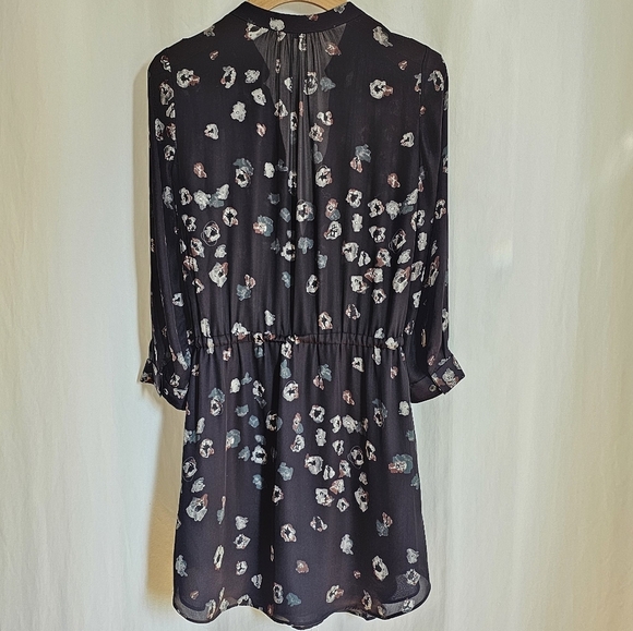 🇨🇦 Aritzia Babaton Long Sleeve Silk Bennett Dress - Black & Pattern - Picture 12 of 16